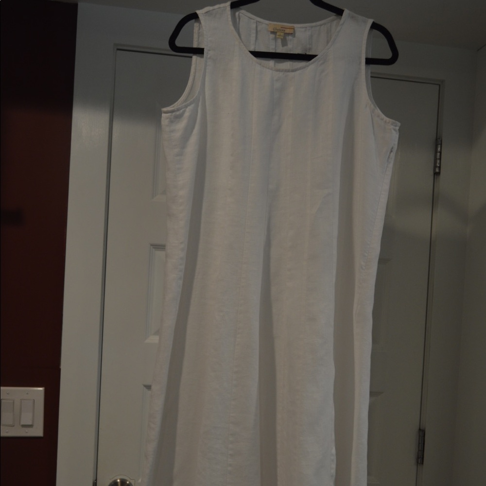 Linen maxi dress by Choices.